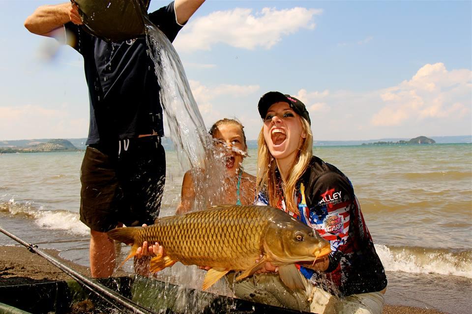 Larysa Unleashed - 1148966579801585417124700100321n.jpg